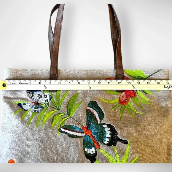 BUENO Embroidered Butterfly Large Tote‎ With Leather Straps and Bottom | EUC - Picture 3 of 10